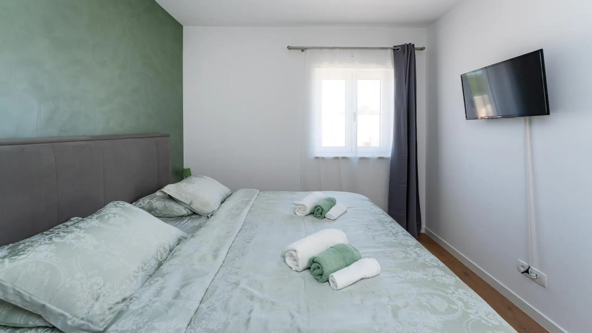 Villa Casa Coral Crno 0*,